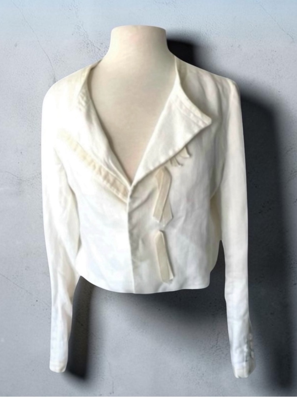DRIES VAN NOTEN 100% Linen Cropped White Jacket